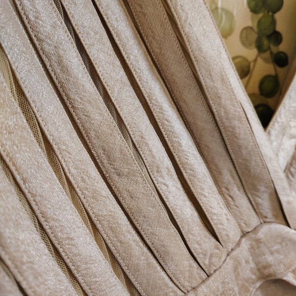 Scarlett Nite Champagne Tiered Ruffle Cocktail Dress Size 10 - Picture 6 of 6